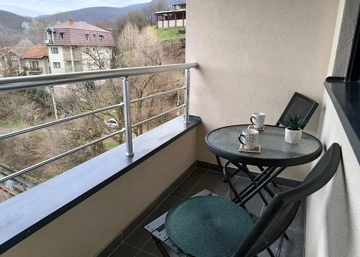 Forest River 아파트